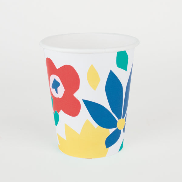 Becher Blumen (8)